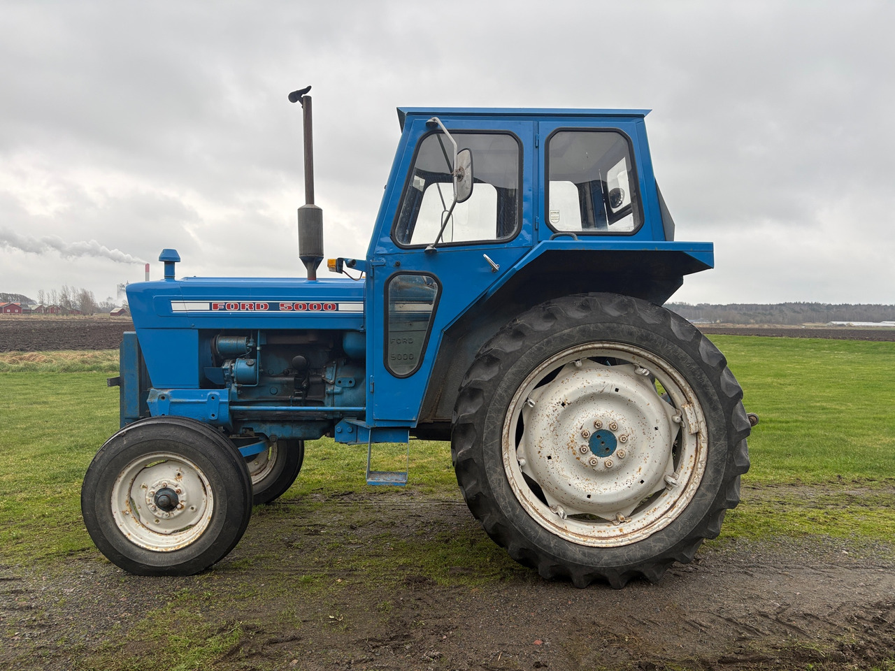 Ford 5000 - Traktor: slika 1 Ford 5000 - Traktor: slika 1