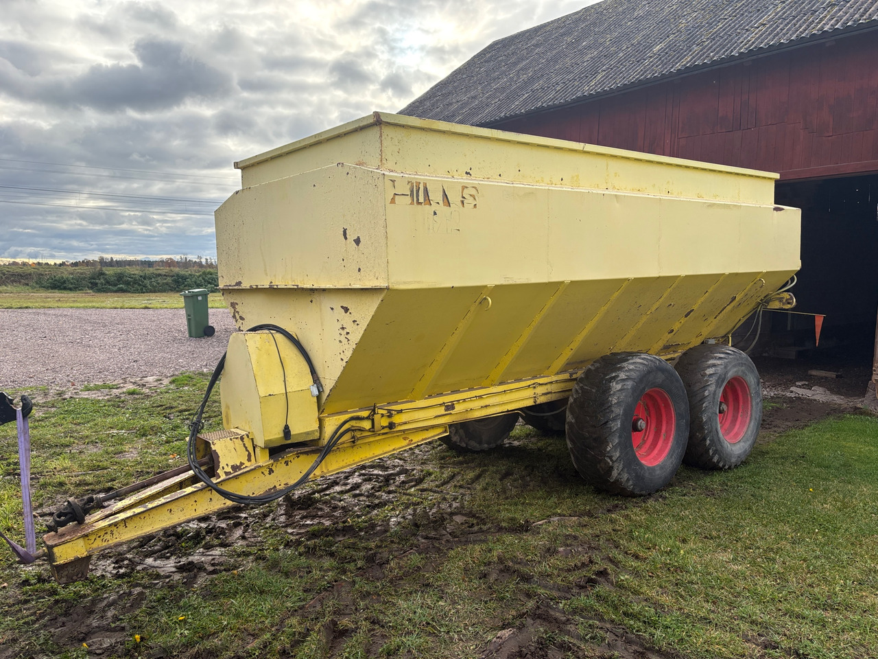 Hill HS12 - Prikolica za poljoprivredu: slika 1 Hill HS12 - Prikolica za poljoprivredu: slika 1