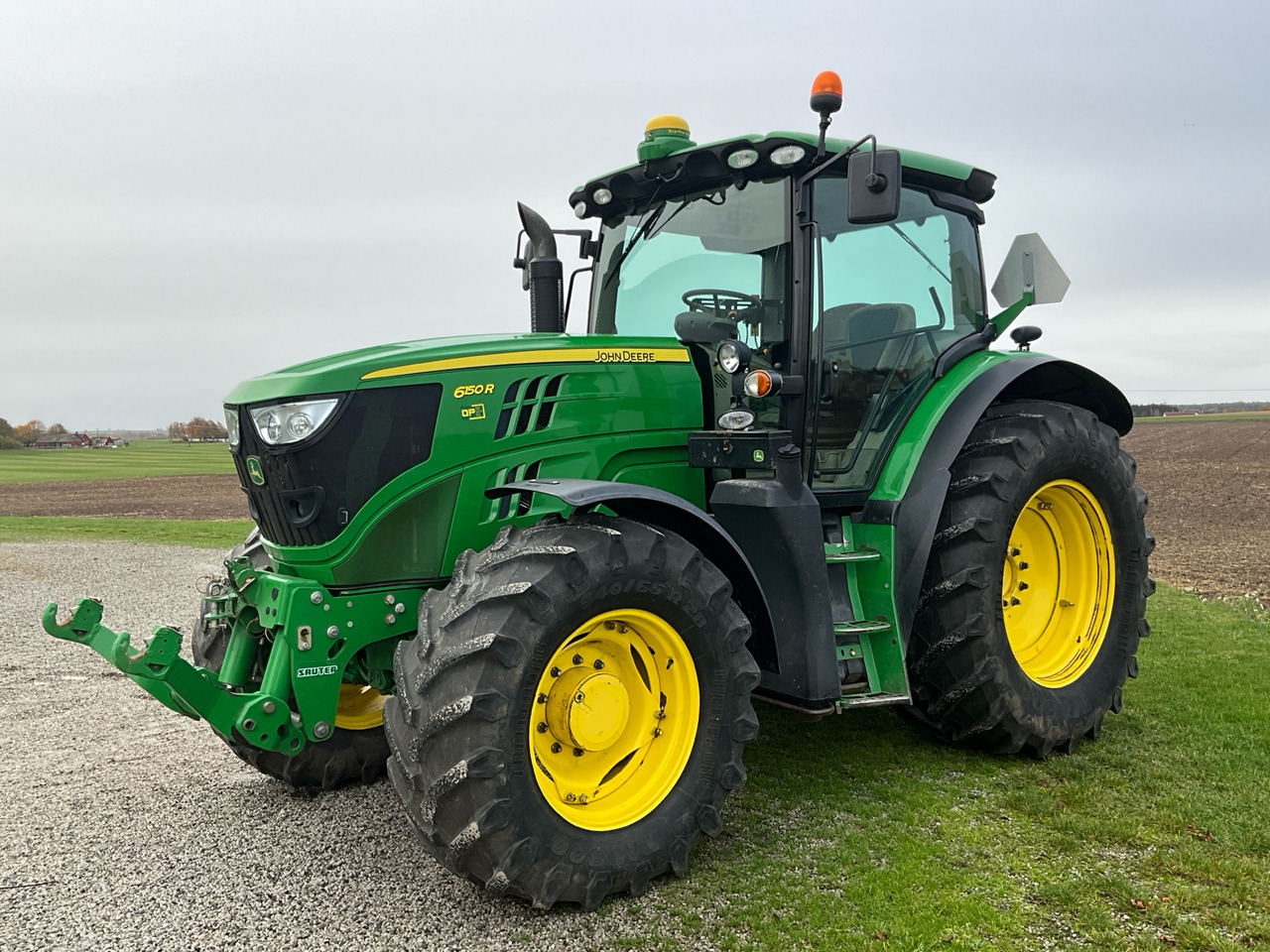 John Deere 6150R - Traktor: slika 1 John Deere 6150R - Traktor: slika 1