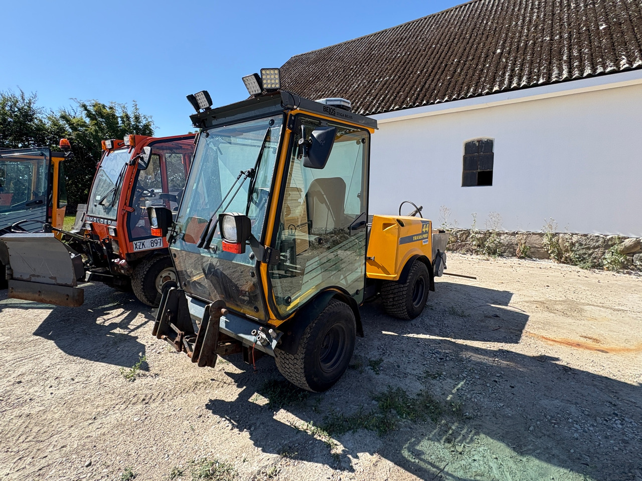 Belos Trans Pro 44 - Korisno/ Posebno vozilo: slika 1 Belos Trans Pro 44 - Korisno/ Posebno vozilo: slika 1