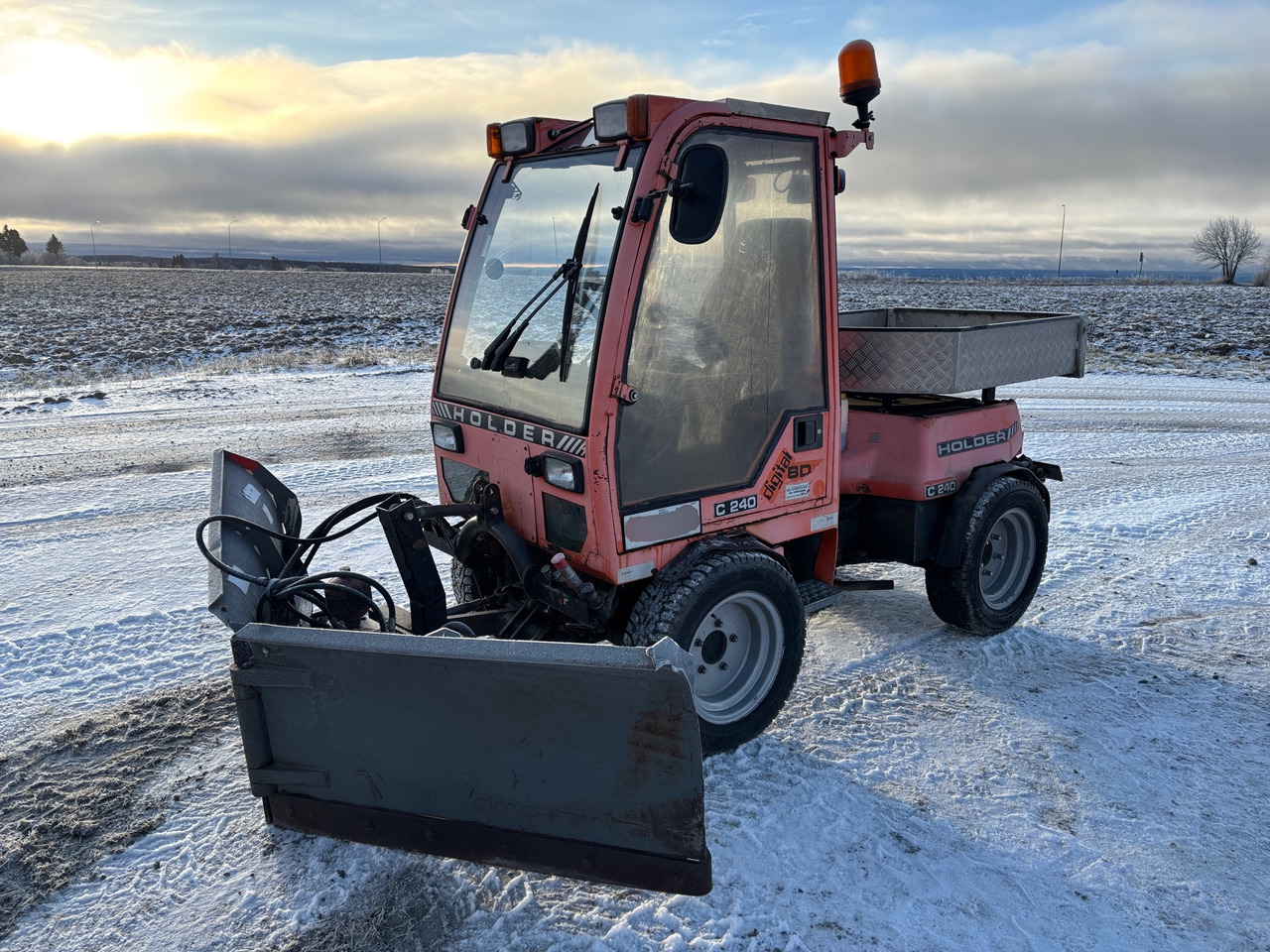 Holder C 203 - Korisno/ Posebno vozilo: slika 1 Holder C 203 - Korisno/ Posebno vozilo: slika 1