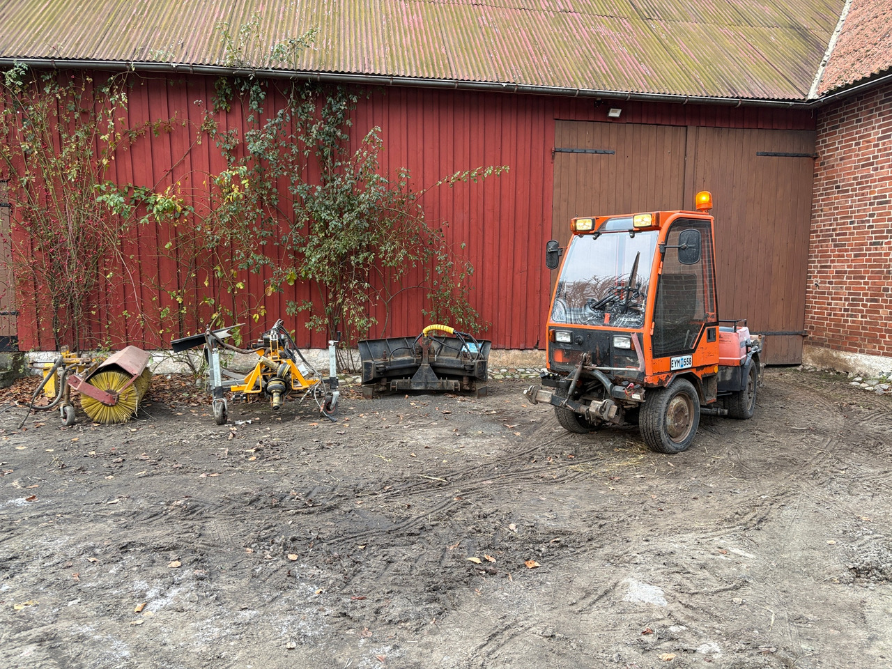 Holder C200 - Korisno/ Posebno vozilo: slika 1 Holder C200 - Korisno/ Posebno vozilo: slika 1