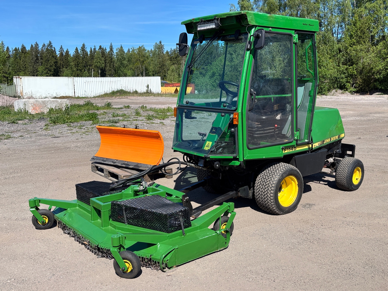 John Deere F1145 - Korisno/ Posebno vozilo: slika 1 John Deere F1145 - Korisno/ Posebno vozilo: slika 1