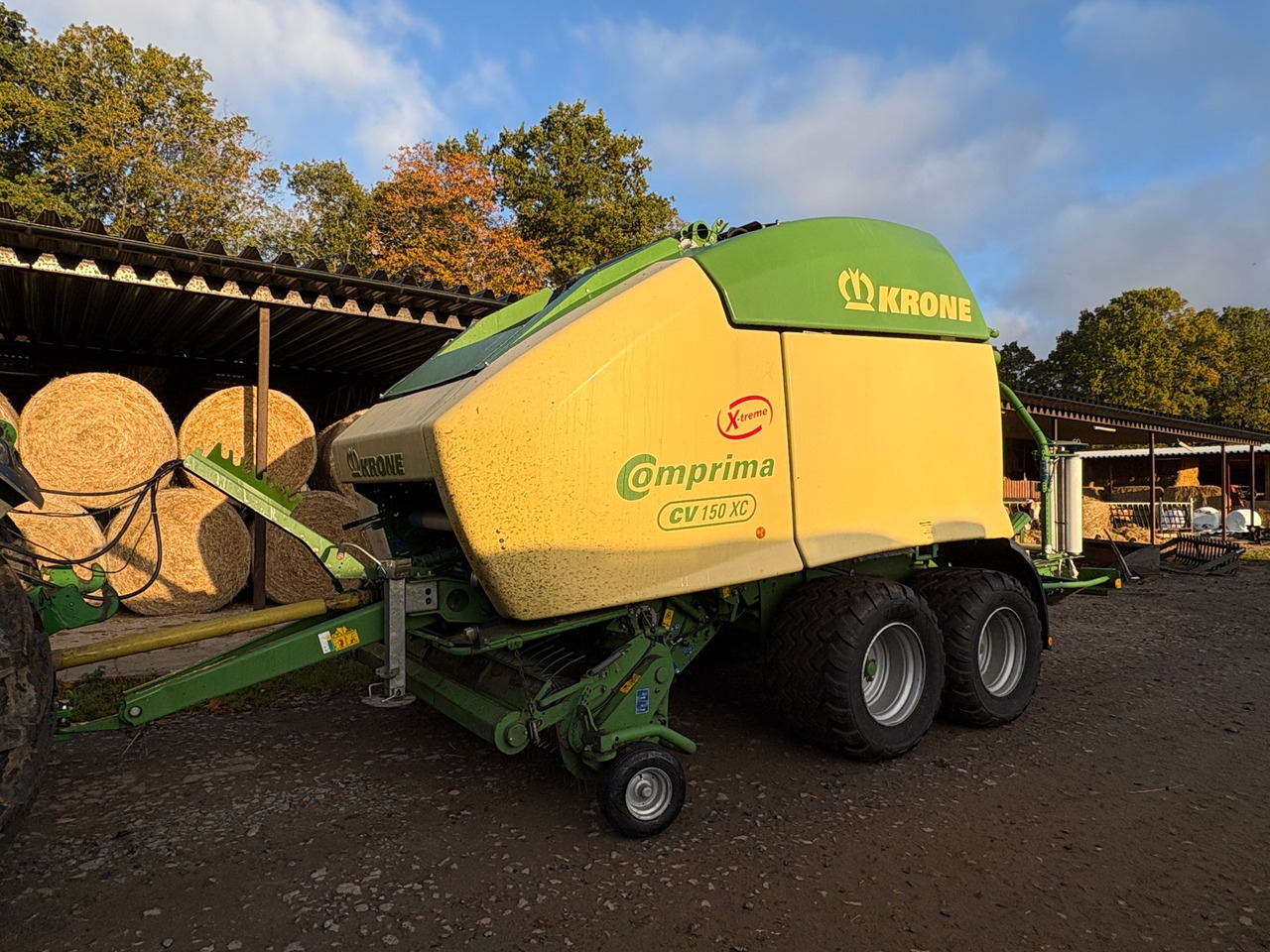 Krone Comprima X-treme CV 150 XC - Balirka za okrugle bale: slika 1 Krone Comprima X-treme CV 150 XC - Balirka za okrugle bale: slika 1