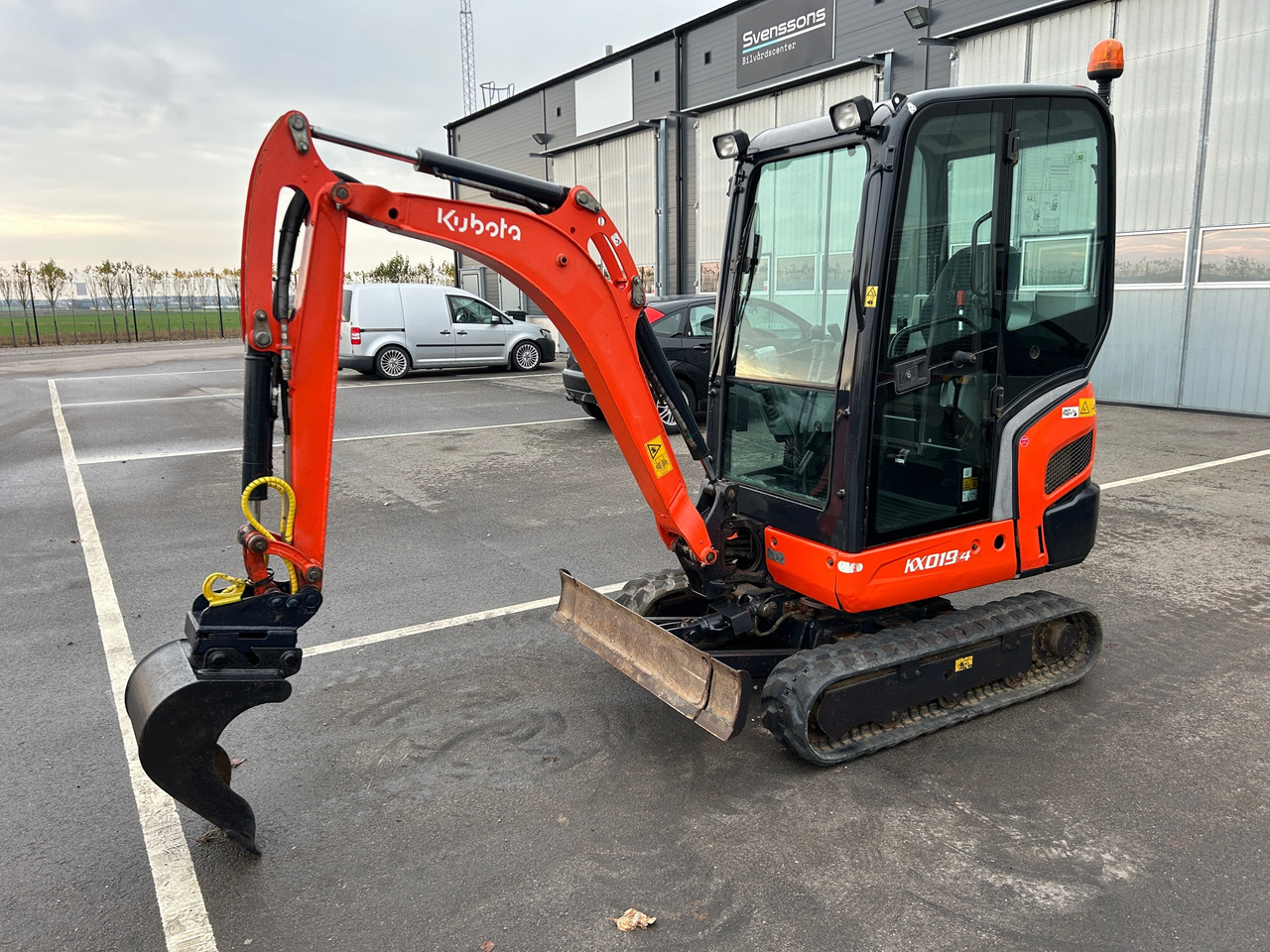 Kubota KX019-4 - Bager: slika 1 Kubota KX019-4 - Bager: slika 1