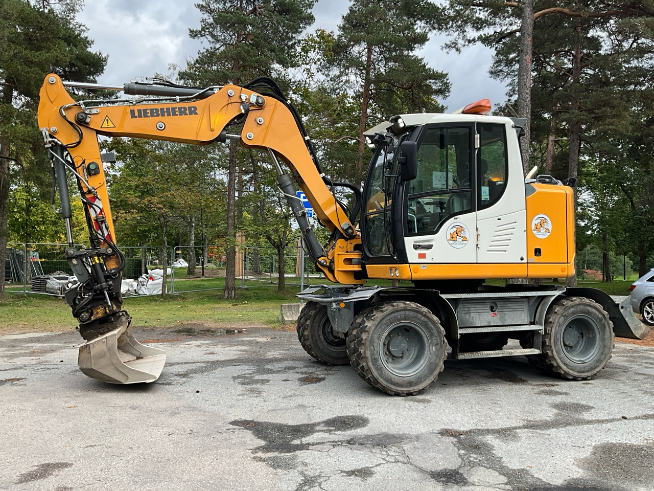 Liebherr A 910 Compact Litronic - Bager: slika 1 Liebherr A 910 Compact Litronic - Bager: slika 1