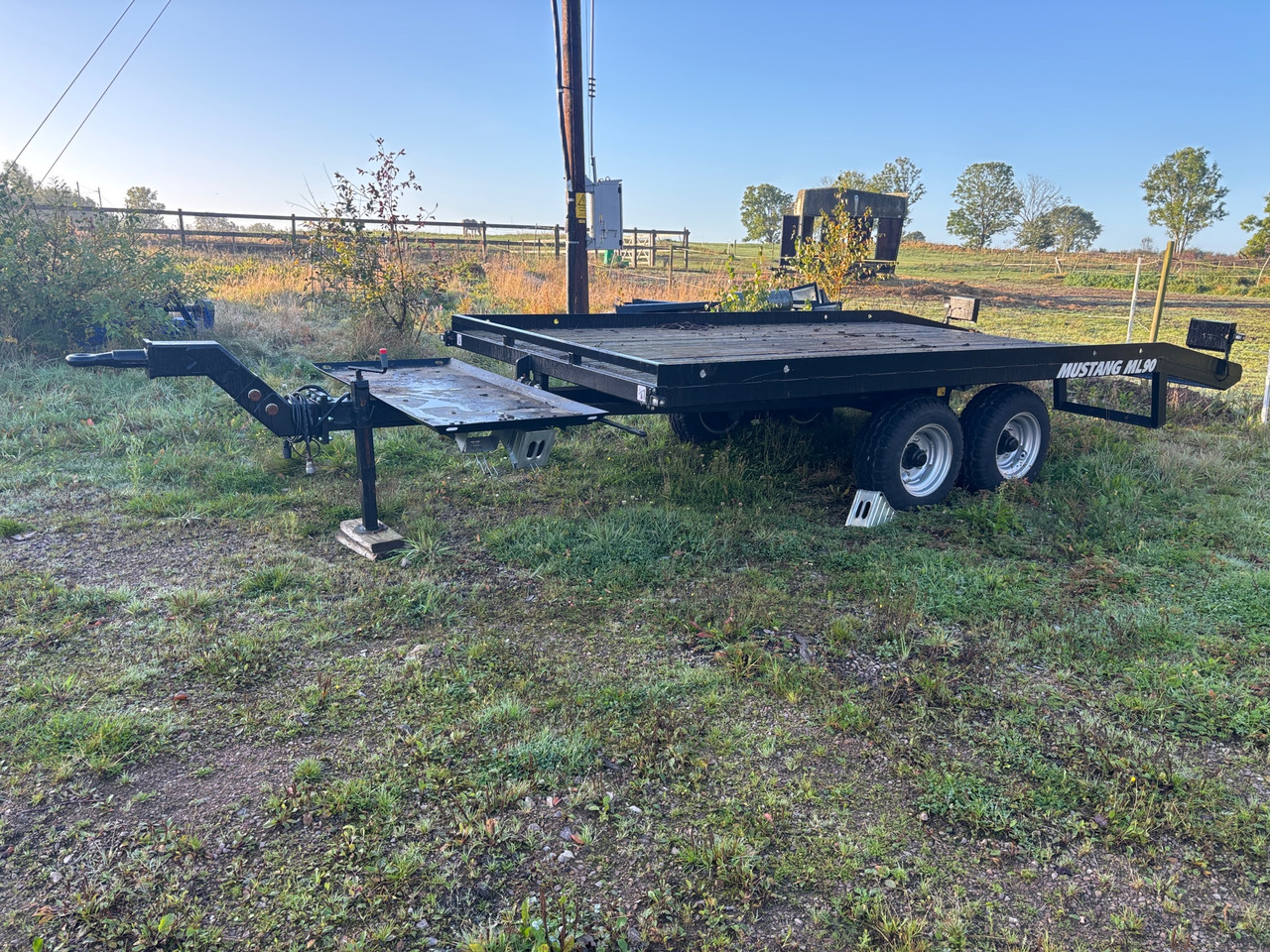 Mustang ML90 - Niska prikolica za prevoz: slika 1 Mustang ML90 - Niska prikolica za prevoz: slika 1