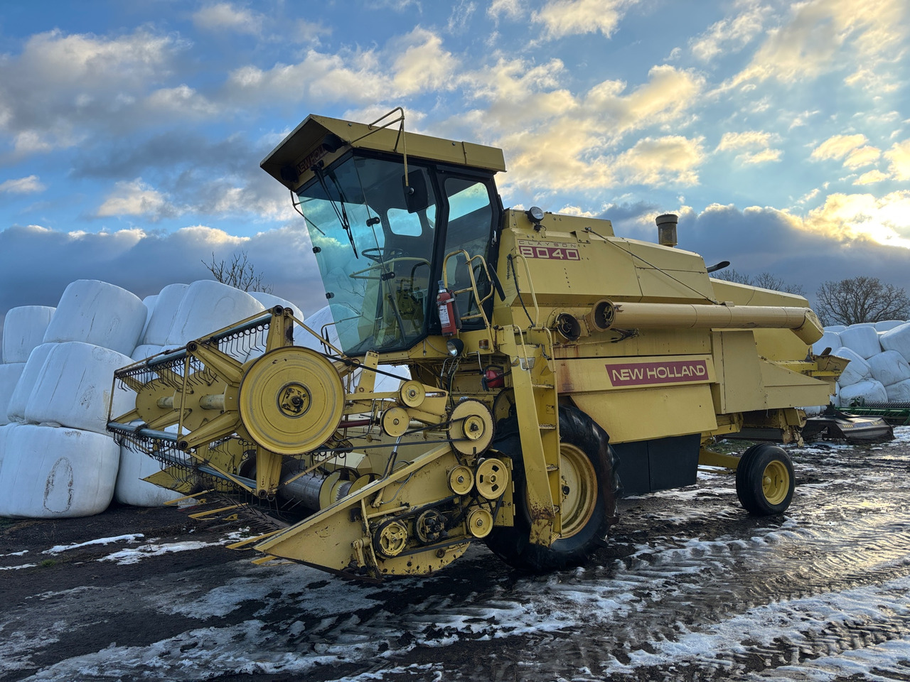 New Holland Clayson 8040 - Kombinovani kombajn: slika 1 New Holland Clayson 8040 - Kombinovani kombajn: slika 1