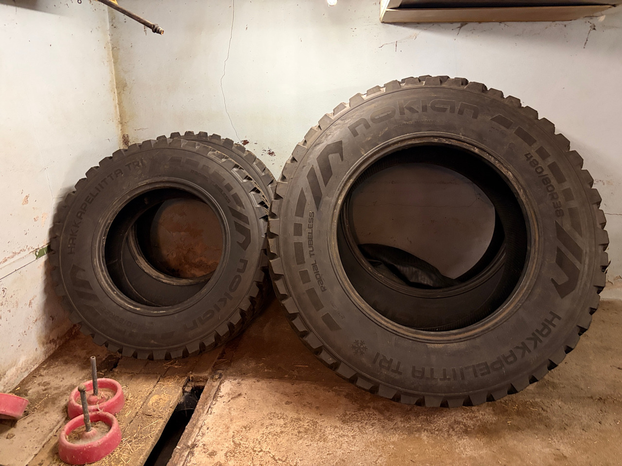 Nokian Hakkapelitta TRI - Guma za Poljoprivredna mašina: slika 1 Nokian Hakkapelitta TRI - Guma za Poljoprivredna mašina: slika 1