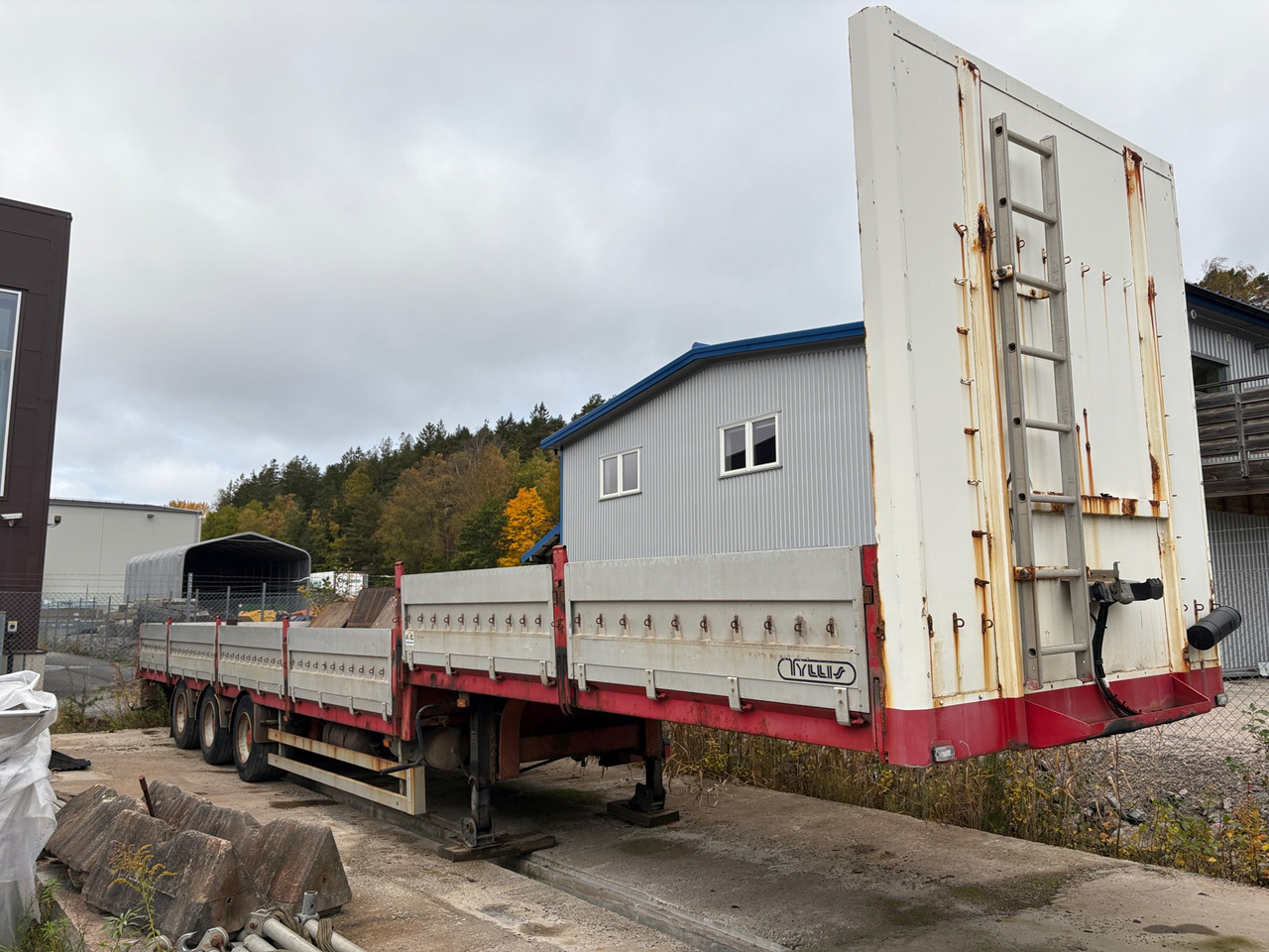 Tyllis Jumbo - Prikolica: slika 1 Tyllis Jumbo - Prikolica: slika 1