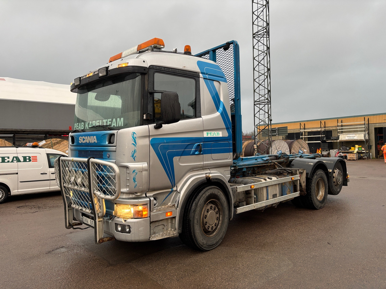 Scania R124 - Kamion sa hidrauličnom kukom: slika 1 Scania R124 - Kamion sa hidrauličnom kukom: slika 1