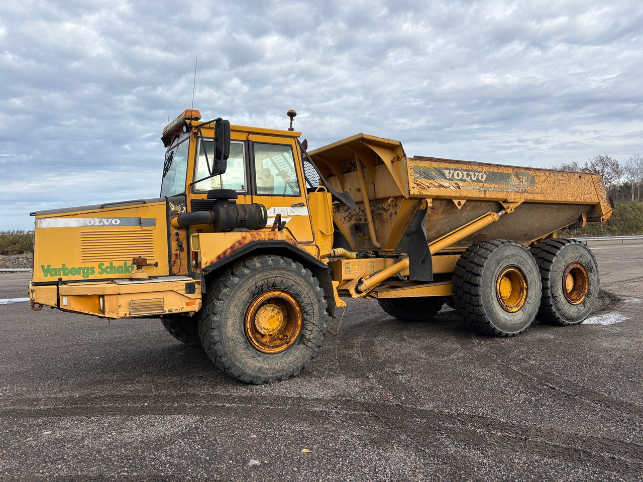 Volvo A25C - Kiper: slika 1 Volvo A25C - Kiper: slika 1