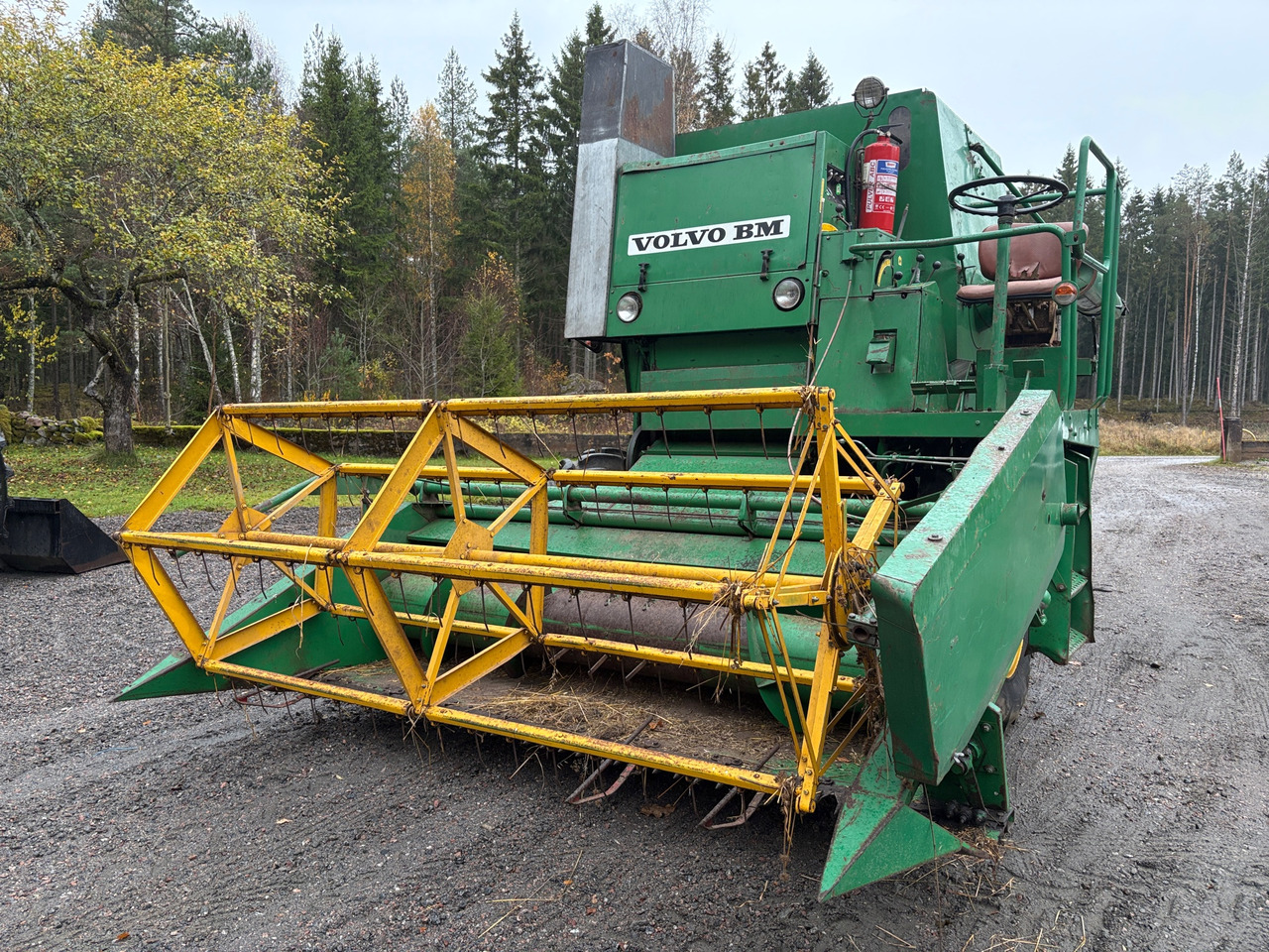 Volvo BM S 830 - Kombinovani kombajn: slika 1 Volvo BM S 830 - Kombinovani kombajn: slika 1