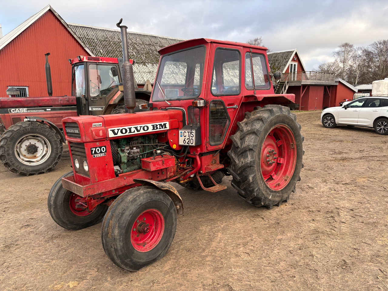 Volvo BM T 700 - Traktor: slika 1 Volvo BM T 700 - Traktor: slika 1