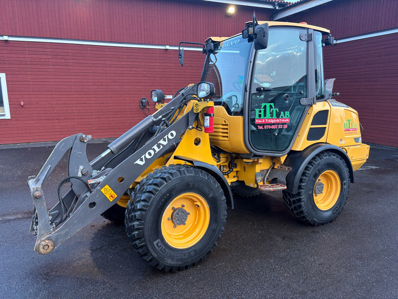 Volvo L25H - Utovarivač točkaš: slika 1 Volvo L25H - Utovarivač točkaš: slika 1