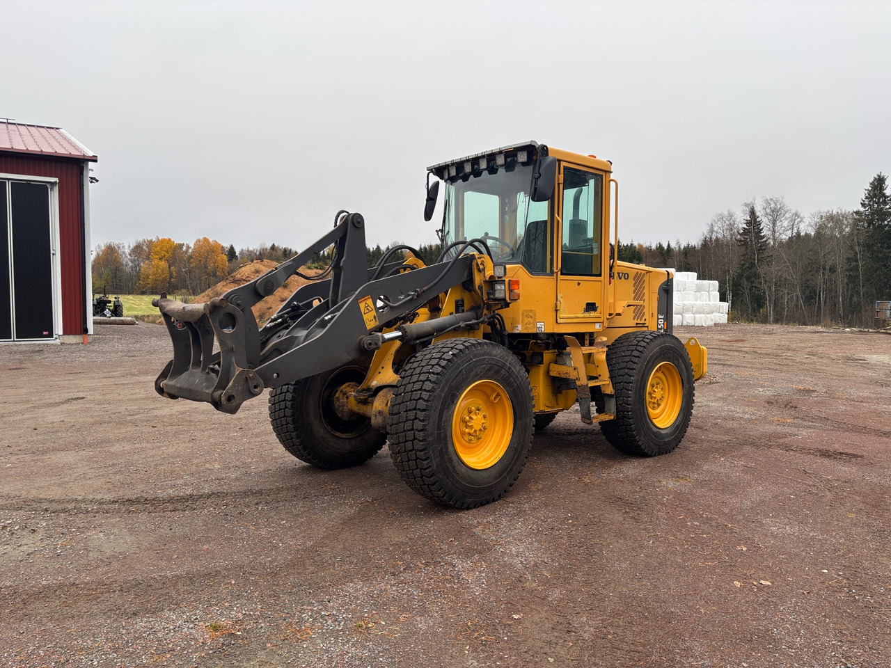Volvo L50E - Utovarivač točkaš: slika 1 Volvo L50E - Utovarivač točkaš: slika 1