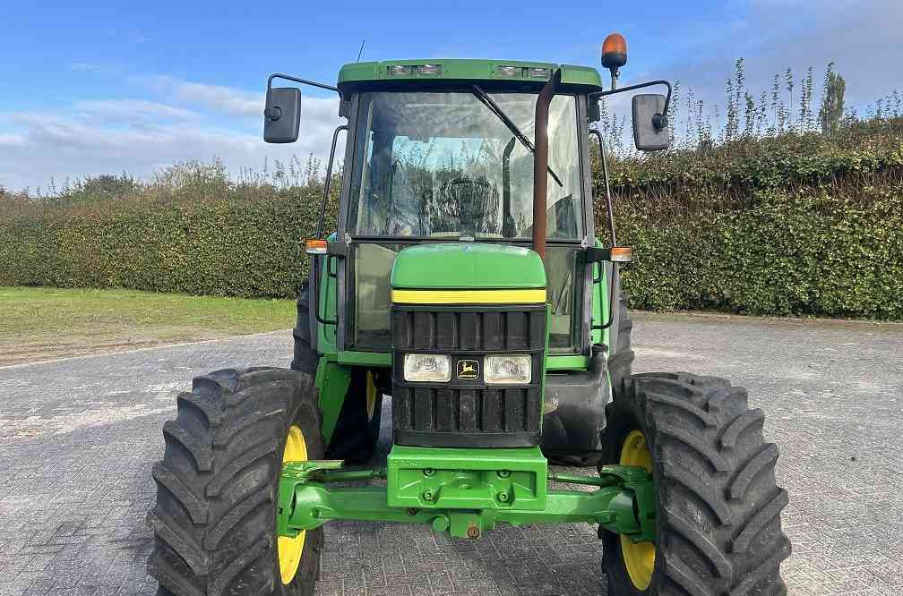 John Deere 6110 - Traktor: slika 5 John Deere 6110 - Traktor: slika 5