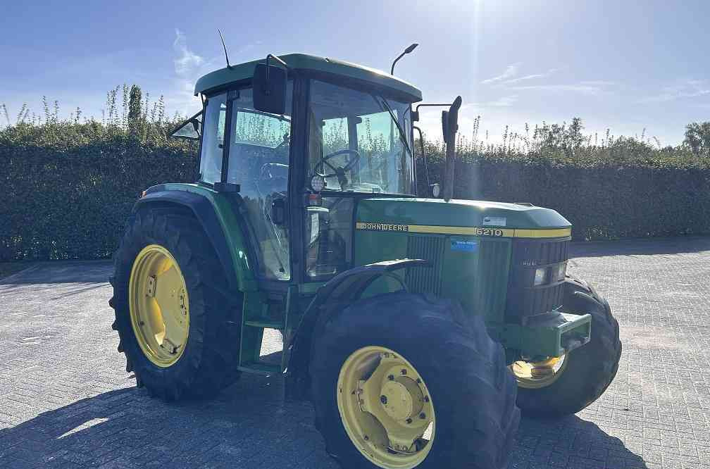 John Deere 6210 - Traktor: slika 4 John Deere 6210 - Traktor: slika 4