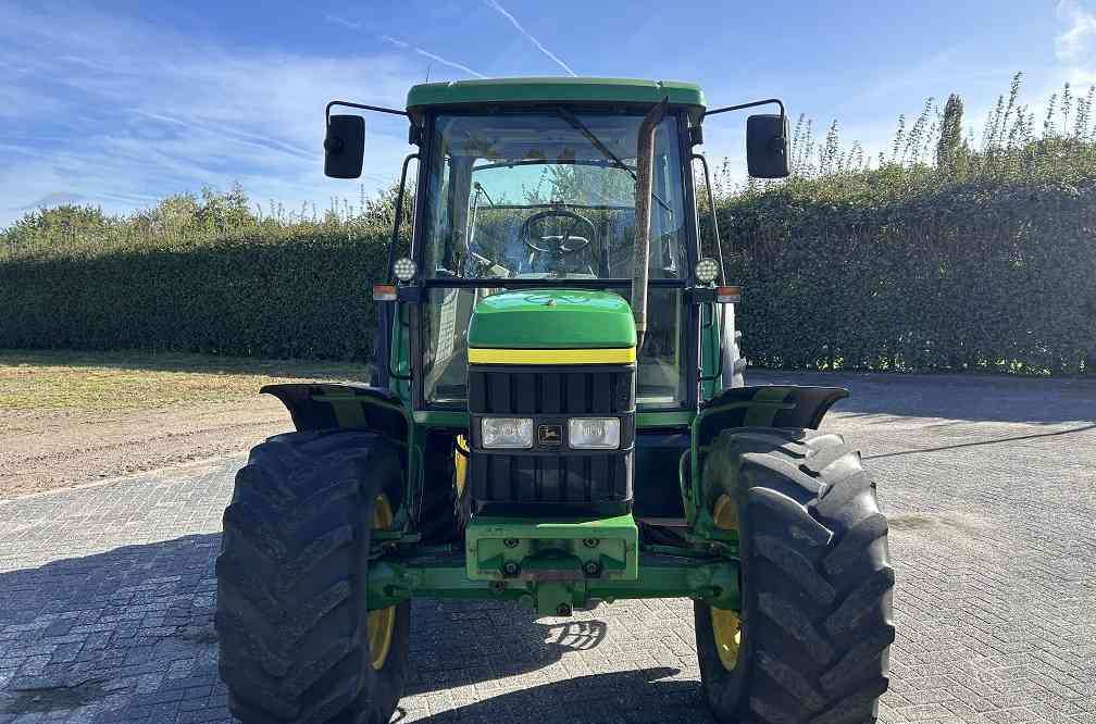 John Deere 6210 - Traktor: slika 5 John Deere 6210 - Traktor: slika 5