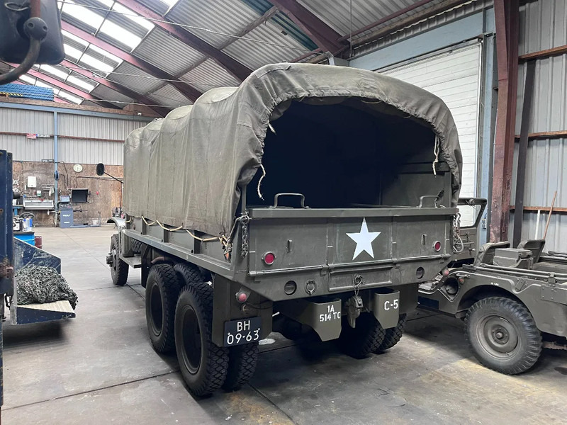 GMC CCKW 353 CCKW 353 Banjo axle GMC CCKW 353 Banjo axle - Kamion sa zatvorenim sandukom: slika 4 GMC CCKW 353 CCKW 353 Banjo axle GMC CCKW 353 Banjo axle - Kamion sa zatvorenim sandukom: slika 4