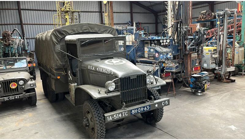 GMC CCKW 353 CCKW 353 Banjo axle GMC CCKW 353 Banjo axle - Kamion sa zatvorenim sandukom: slika 1 GMC CCKW 353 CCKW 353 Banjo axle GMC CCKW 353 Banjo axle - Kamion sa zatvorenim sandukom: slika 1