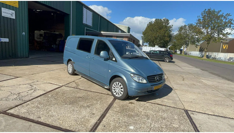 Mercedes-Benz Vito Vito 120 V6 3.0 CDI achter deuren - Mali kombi: slika 1 Mercedes-Benz Vito Vito 120 V6 3.0 CDI achter deuren - Mali kombi: slika 1