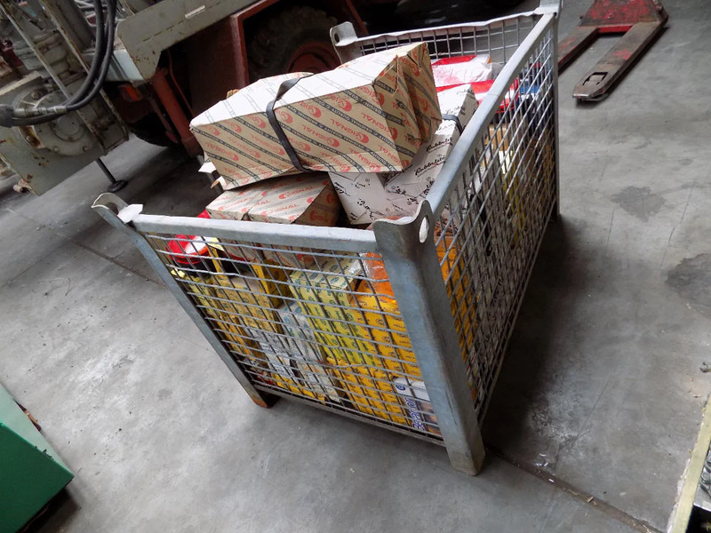 Verlichting voor truck en trailer HELLA VERLICHTING truck en trailer - Zadnja svetla: slika 5 Verlichting voor truck en trailer HELLA VERLICHTING truck en trailer - Zadnja svetla: slika 5