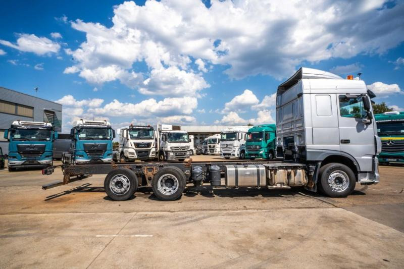 DAF XF 510 - Kamion sa golom šasijom i zatvorenom kabinom: slika 3 DAF XF 510 - Kamion sa golom šasijom i zatvorenom kabinom: slika 3