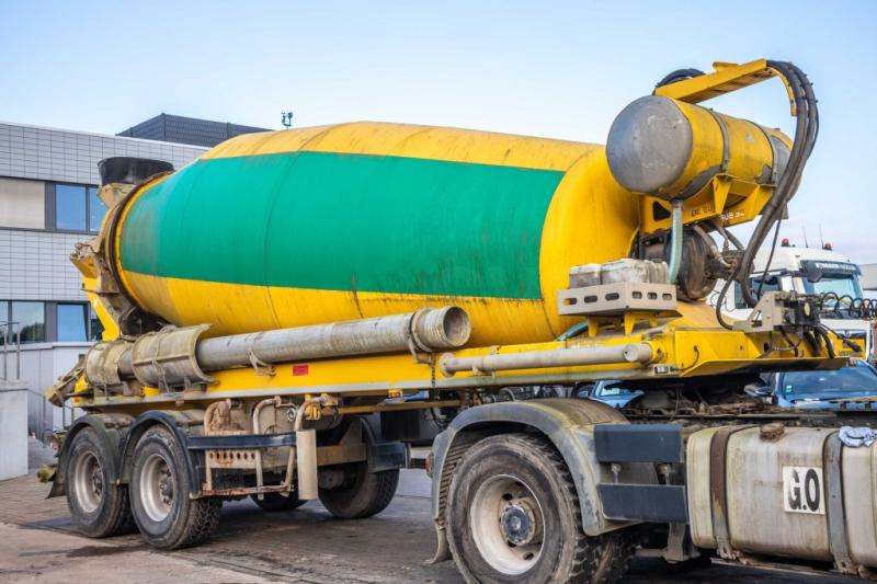DE BUF BETON MIXER/MISCHER/MALAXEUR12M³ - Poluprikolica mikser: slika 2 DE BUF BETON MIXER/MISCHER/MALAXEUR12M³ - Poluprikolica mikser: slika 2