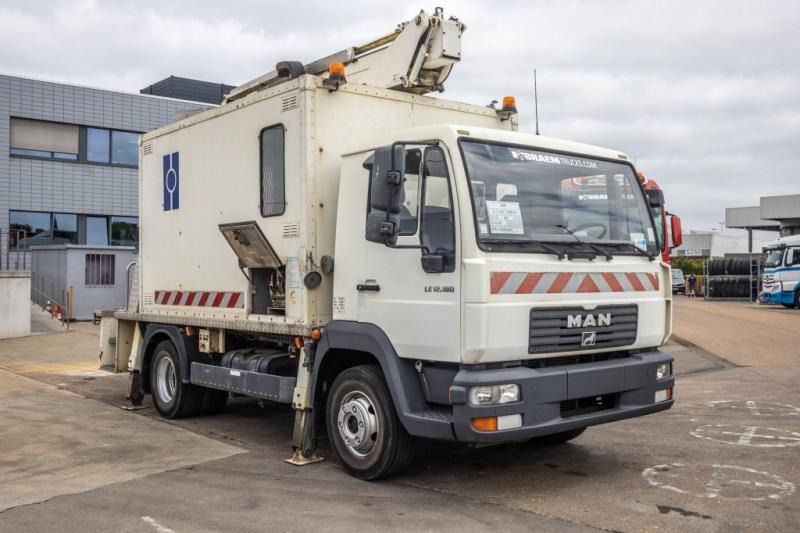 MAN LE 12.180 - COMILEV EN170TPC - Vazdušna platforma montirana na kamion: slika 2 MAN LE 12.180 - COMILEV EN170TPC - Vazdušna platforma montirana na kamion: slika 2