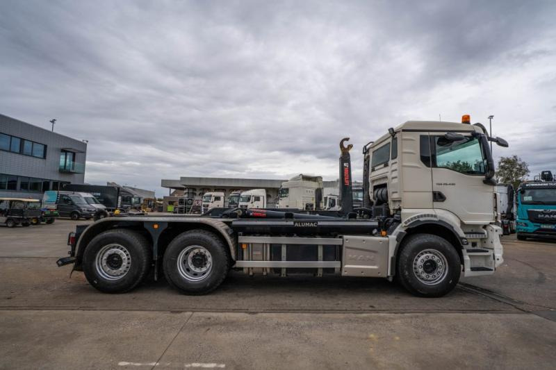 MAN TGS 26.430 6x2-4 BL - Kamion sa hidrauličnom kukom: slika 3 MAN TGS 26.430 6x2-4 BL - Kamion sa hidrauličnom kukom: slika 3