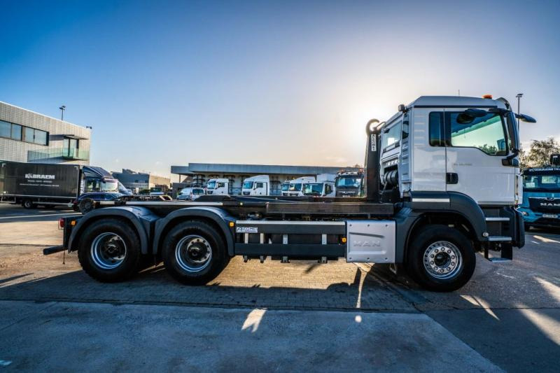 MAN TGS 33.430 BL - Kamion sa hidrauličnom kukom: slika 3 MAN TGS 33.430 BL - Kamion sa hidrauličnom kukom: slika 3