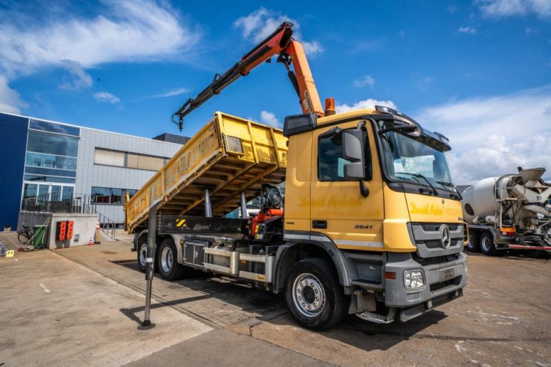 Mercedes ACTROS 2641-MP3-6x2-4+ PK 18 T/m/3XHydr. - Istovarivač, Kamion sa dizalicom: slika 2 Mercedes ACTROS 2641-MP3-6x2-4+ PK 18 T/m/3XHydr. - Istovarivač, Kamion sa dizalicom: slika 2