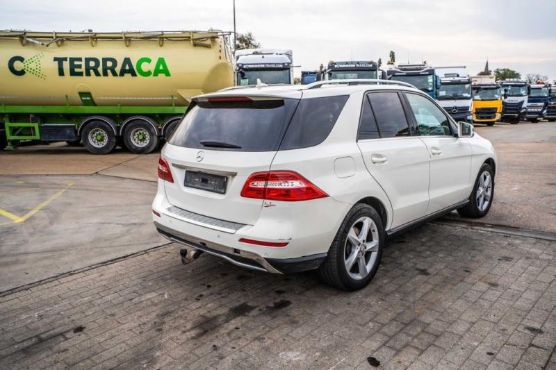 Mercedes-Benz ML 250 CDI - Limuzina: slika 4 Mercedes-Benz ML 250 CDI - Limuzina: slika 4