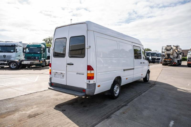 Mercedes SPRINTER 313 CDI - Mali kombi: slika 4 Mercedes SPRINTER 313 CDI - Mali kombi: slika 4