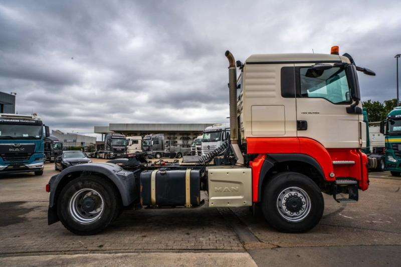 MAN TGS 18.460 BLS 4X4 +KIPHYDR / (met Cardan) - Tegljač: slika 3 MAN TGS 18.460 BLS 4X4 +KIPHYDR / (met Cardan) - Tegljač: slika 3