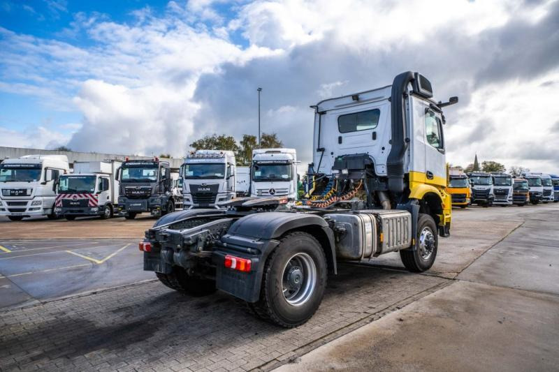 Mercedes AROCS 2045 AS (cardan ) - Tegljač: slika 4 Mercedes AROCS 2045 AS (cardan ) - Tegljač: slika 4