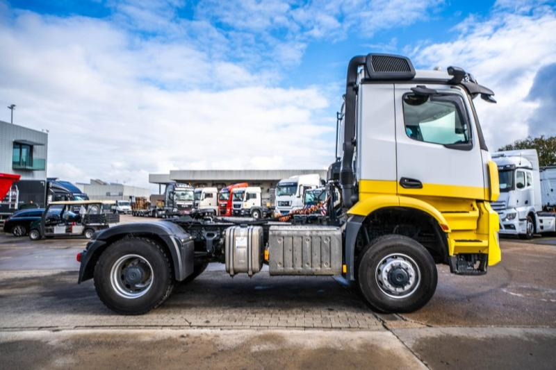 Mercedes AROCS 2045 AS (cardan ) - Tegljač: slika 3 Mercedes AROCS 2045 AS (cardan ) - Tegljač: slika 3