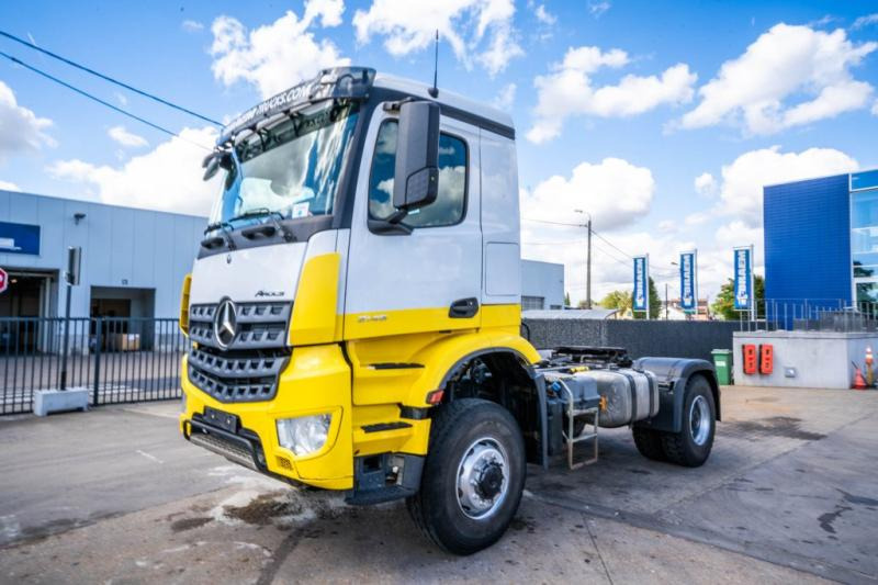 Mercedes AROCS 2045 AS (cardan) - Tegljač: slika 1 Mercedes AROCS 2045 AS (cardan) - Tegljač: slika 1