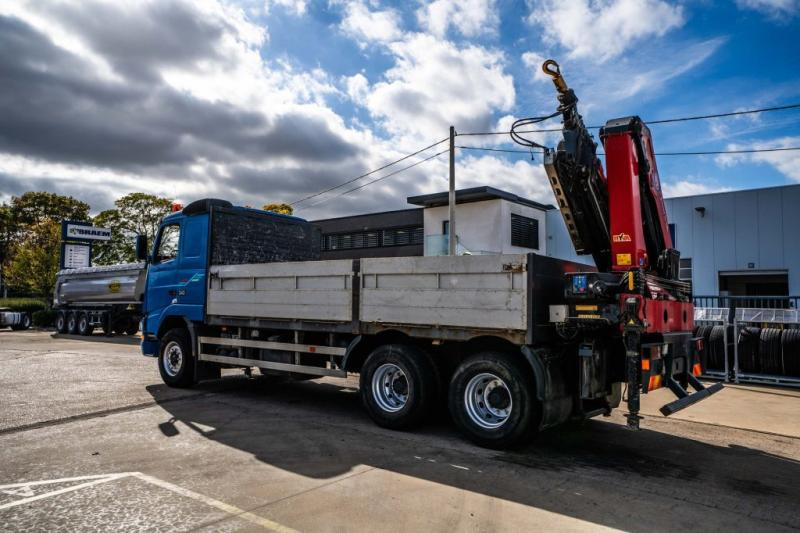 Volvo FH 12-340 - HMF 2420 K6 (2012) - Kamion sa tovarnim sandukom, Kamion sa dizalicom: slika 5 Volvo FH 12-340 - HMF 2420 K6 (2012) - Kamion sa tovarnim sandukom, Kamion sa dizalicom: slika 5