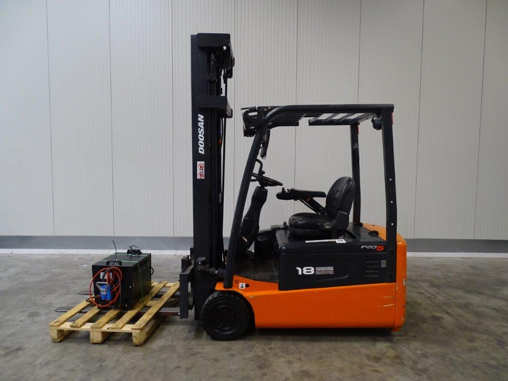 Doosan B18T-5 - TRIPLEX - Električni viljuškar: slika 3 Doosan B18T-5 - TRIPLEX - Električni viljuškar: slika 3