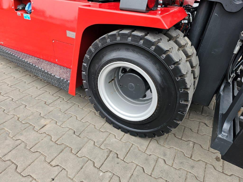 Kalmar DCG80-9 - Dizel viljuškar: slika 2 Kalmar DCG80-9 - Dizel viljuškar: slika 2