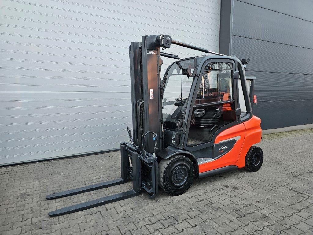 Linde H35D-01 - TRIPLEX - NEU MODEL - Dizel viljuškar: slika 1 Linde H35D-01 - TRIPLEX - NEU MODEL - Dizel viljuškar: slika 1
