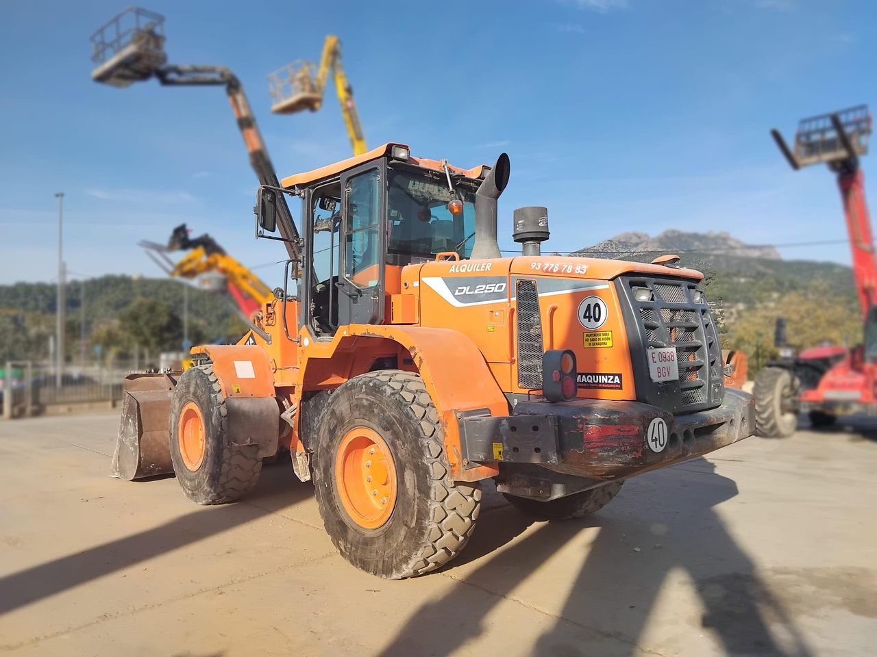 DOOSAN DL250-5 - Utovarivač točkaš: slika 5 DOOSAN DL250-5 - Utovarivač točkaš: slika 5