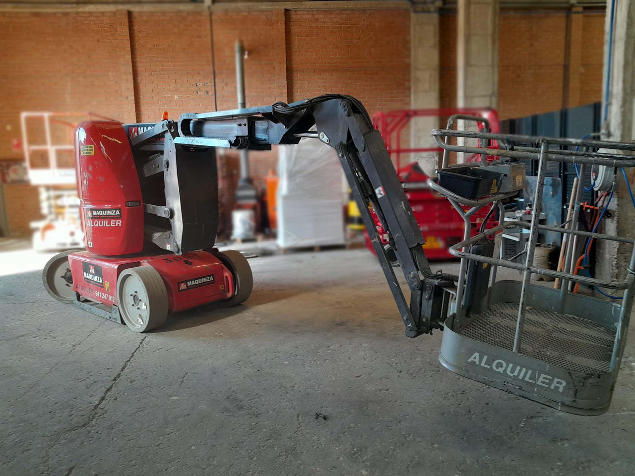 MANITOU 120AETJ C - Druga mašina: slika 1 MANITOU 120AETJ C - Druga mašina: slika 1