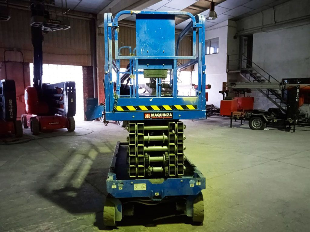 GENIE GS4047 - Lift u obliku makaza: slika 4 GENIE GS4047 - Lift u obliku makaza: slika 4