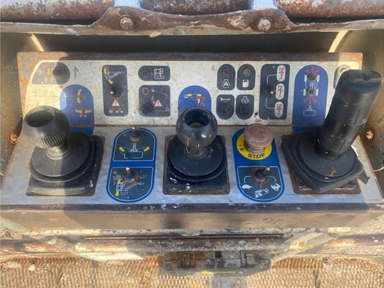 Zglobna platforma MANITOU 160ATJ EJE OSCILANTE: slika 13 Zglobna platforma MANITOU 160ATJ EJE OSCILANTE: slika 13