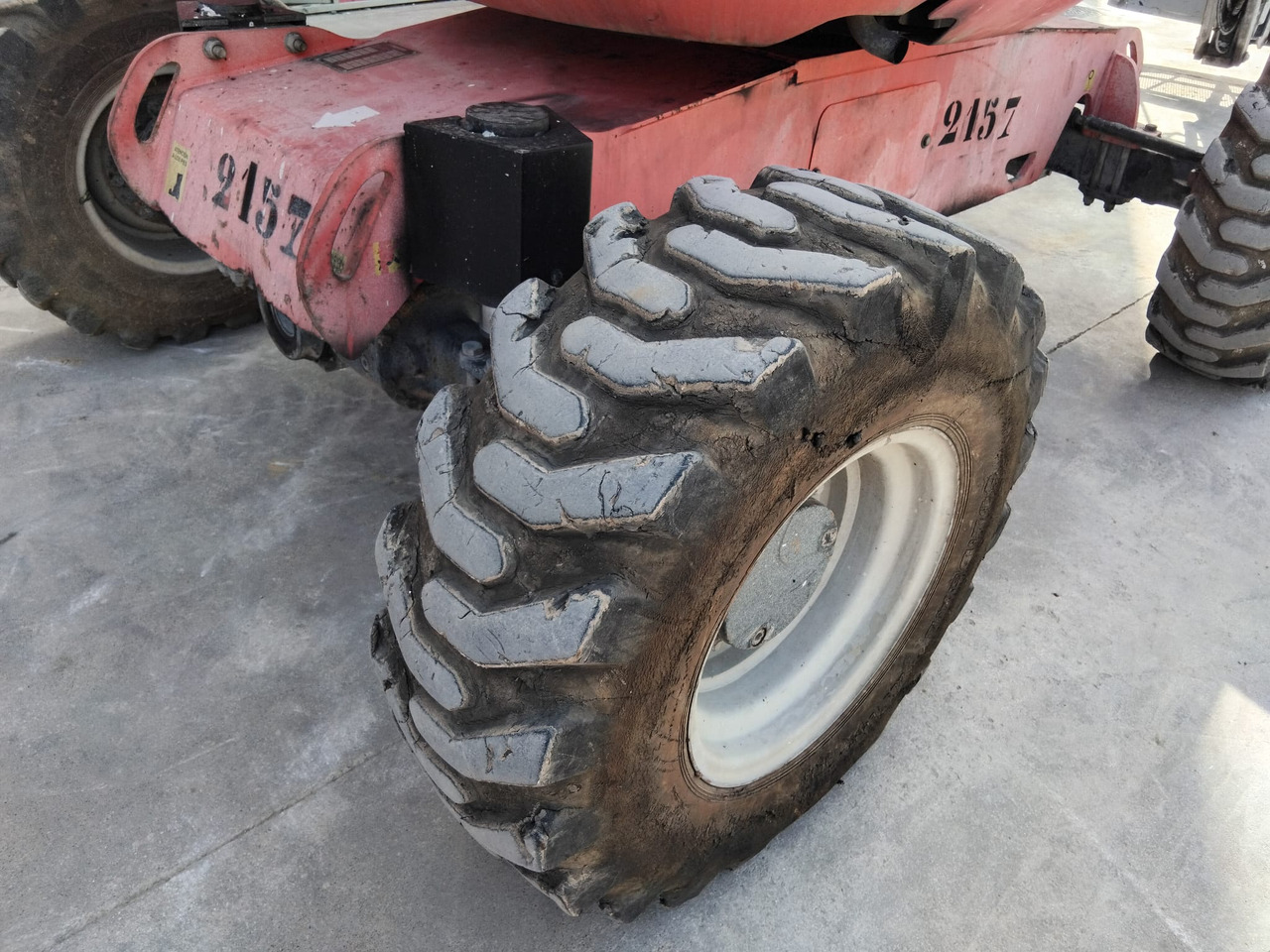 Zglobna platforma MANITOU 160ATJ EJE OSCILANTE: slika 14