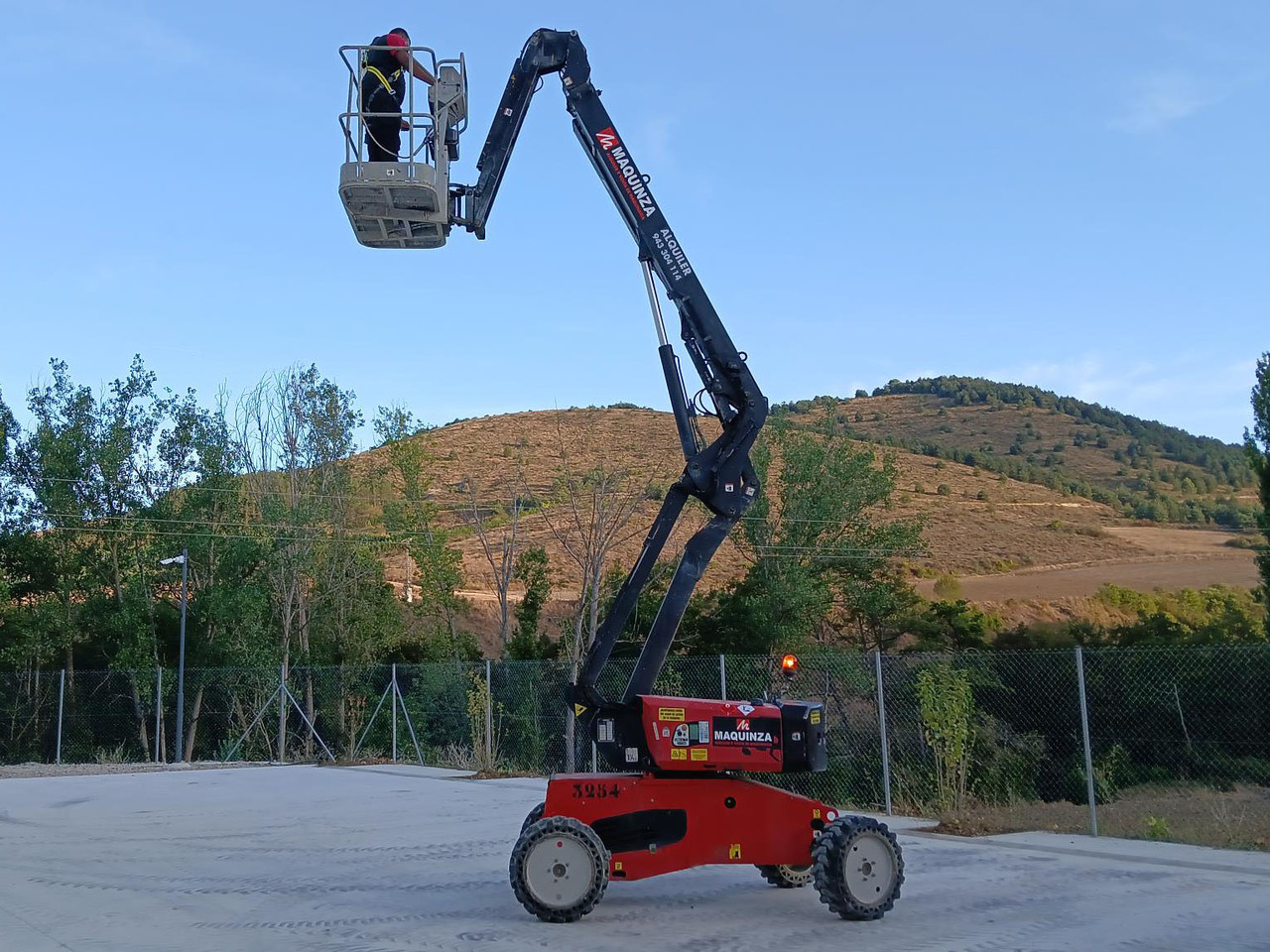 MANITOU MAN GO 12 - Zglobna platforma: slika 5 MANITOU MAN GO 12 - Zglobna platforma: slika 5
