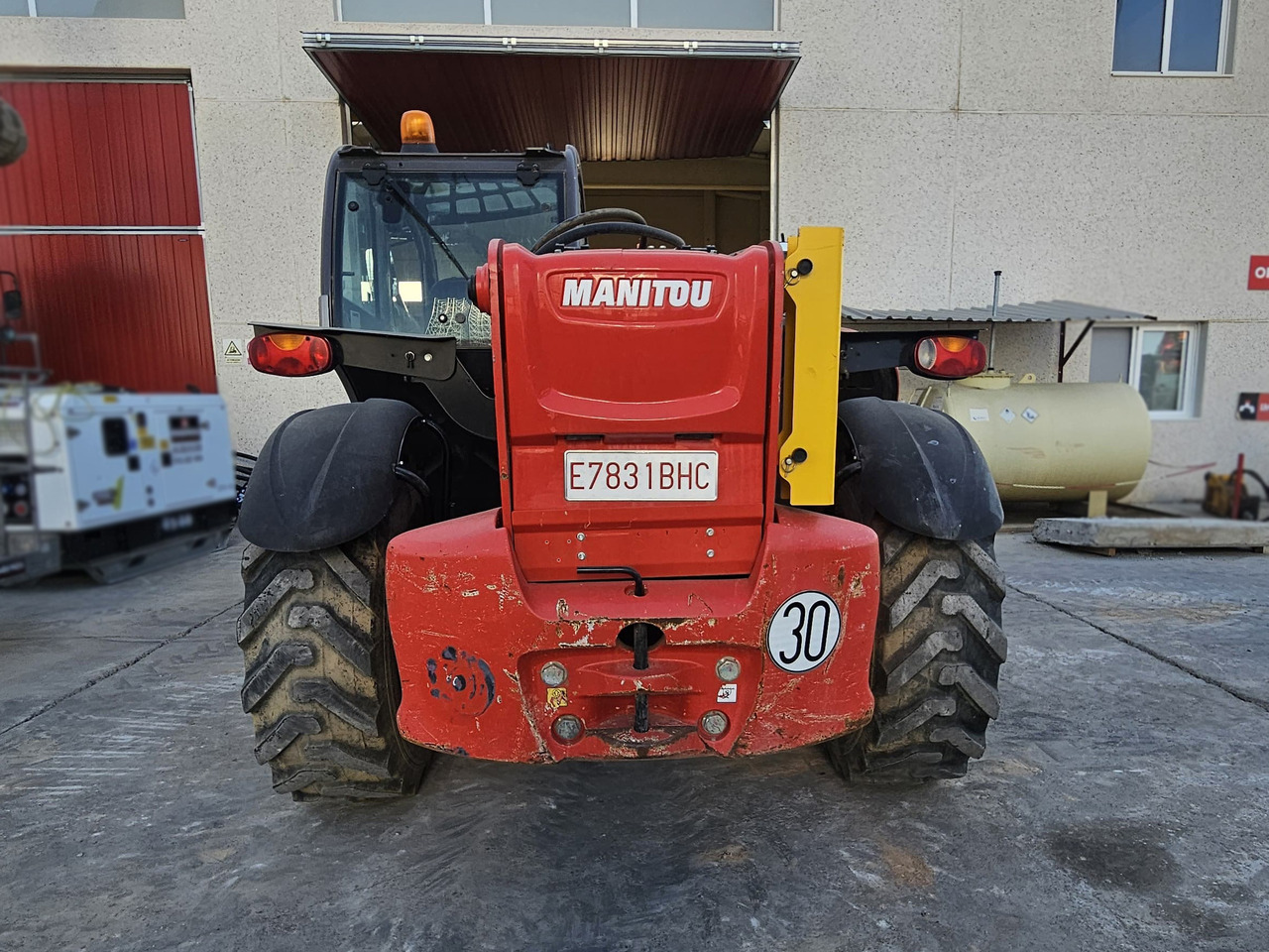MANITOU MT1335 EASY 75D - Teleskopski upravljač: slika 4 MANITOU MT1335 EASY 75D - Teleskopski upravljač: slika 4